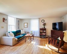 United States New York Rensselaerville vacation rental compare prices direct by owner 1322711