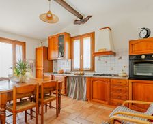 Italy Toscana Lamporecchio vacation rental compare prices direct by owner 27249897