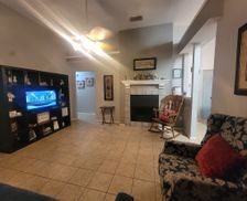 United States Texas Fort Worth vacation rental compare prices direct by owner 2947296