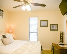 United States Texas Shiner vacation rental compare prices direct by owner 2154921