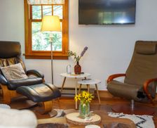 United States New York Germantown vacation rental compare prices direct by owner 10082468