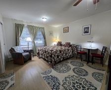 United States New York Saranac Lake vacation rental compare prices direct by owner 9957042