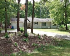 United States Michigan Big Rapids vacation rental compare prices direct by owner 10599343