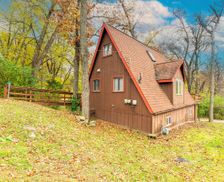 United States Illinois Pekin vacation rental compare prices direct by owner 11516073