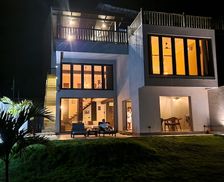 Sri Lanka SOUTH REGION WELIGAMA vacation rental compare prices direct by owner 10758145