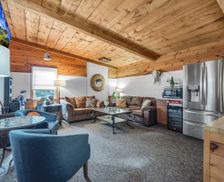 United States New York Ellicottville vacation rental compare prices direct by owner 10180693