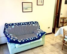 Italy Emilia-Romagna Cesenatico vacation rental compare prices direct by owner 12135245