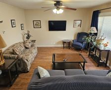 United States Nebraska Omaha vacation rental compare prices direct by owner 33550733