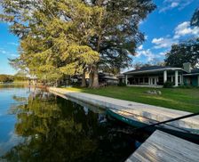 United States Texas New Braunfels vacation rental compare prices direct by owner 25771601
