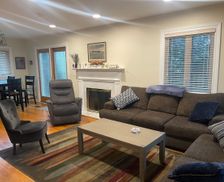 United States Illinois Evanston vacation rental compare prices direct by owner 24499345