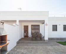 Spain Andalucía Chiclana de la Frontera vacation rental compare prices direct by owner 4786385