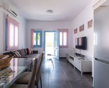 Greece Αιγαίο Περίσσα vacation rental compare prices direct by owner 5205262