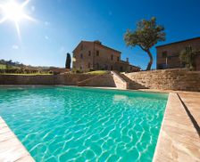 Italy Marche Sant'Angelo in Pontano vacation rental compare prices direct by owner 8108230