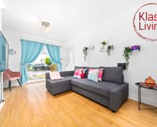United Kingdom Scotland North Lanarkshire vacation rental compare prices direct by owner 24651696