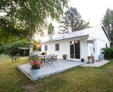 United States Michigan Alden vacation rental compare prices direct by owner 32422488