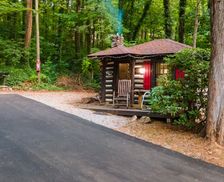 United States North Carolina Asheville vacation rental compare prices direct by owner 27246808