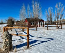 United States Wyoming Pinedale vacation rental compare prices direct by owner 34214799