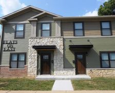United States Illinois Bloomington vacation rental compare prices direct by owner 604087