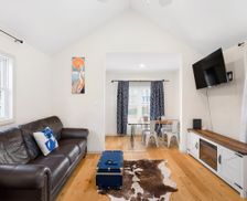 United States New York The Bronx vacation rental compare prices direct by owner 33313517