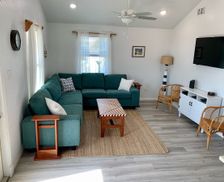 United States Texas Surfside Beach vacation rental compare prices direct by owner 33006289