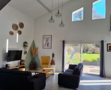 France Nouvelle-Aquitaine Saint-Pée-sur-Nivelle vacation rental compare prices direct by owner 25220786