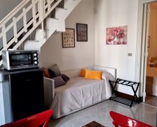 Italy Sicilia Acireale vacation rental compare prices direct by owner 27893339