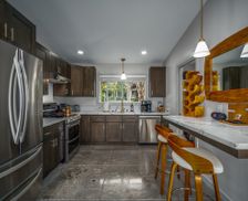 United States Hawaii Volcano vacation rental compare prices direct by owner 32562534