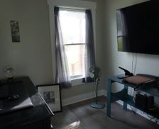 United States New York Clarence Center vacation rental compare prices direct by owner 32768125