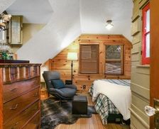 United States Oregon Milwaukie vacation rental compare prices direct by owner 32763190