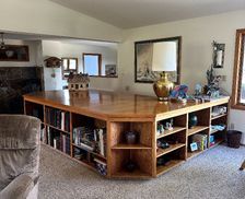 United States Montana Lewistown vacation rental compare prices direct by owner 32708023