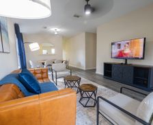 United States Texas Houston vacation rental compare prices direct by owner 32559176