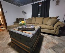 United States New York Baldwinsville vacation rental compare prices direct by owner 32315976