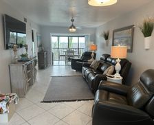 United States Florida Fort Myers Beach vacation rental compare prices direct by owner 32392226