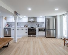 United States New York Huntington Station vacation rental compare prices direct by owner 32684789