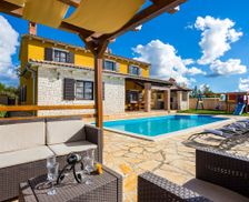 Croatia Istarska županija Tomišići vacation rental compare prices direct by owner 8965559