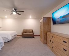 United States South Dakota Vermillion vacation rental compare prices direct by owner 33824438