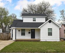 United States Texas Dallas vacation rental compare prices direct by owner 33909165