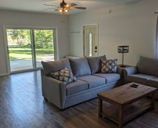 United States Michigan Stanwood vacation rental compare prices direct by owner 33819160