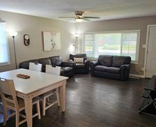 United States Illinois Champaign vacation rental compare prices direct by owner 33544622