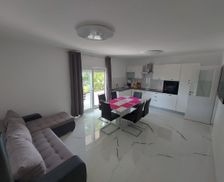 Croatia Primorsko-goranska županija Klenovica vacation rental compare prices direct by owner 26803013
