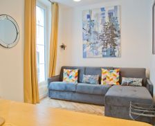 France Île-de-France Paris vacation rental compare prices direct by owner 33392773