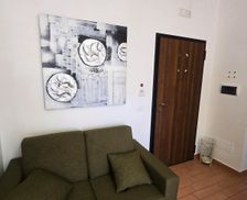 Italy Campania Napoli vacation rental compare prices direct by owner 33476725