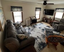 United States Michigan Wakefield vacation rental compare prices direct by owner 33559533