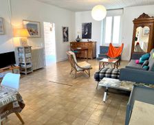 France Pays de la Loire Les Sables-d'Olonne vacation rental compare prices direct by owner 5060315