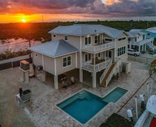 United States Florida Summerland Key vacation rental compare prices direct by owner 33552047