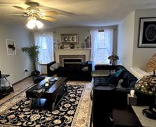 United States New York Cicero vacation rental compare prices direct by owner 33561766