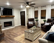 United States Arkansas Fort Smith vacation rental compare prices direct by owner 33530735