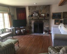 United States New York Hulletts Landing vacation rental compare prices direct by owner 34501617