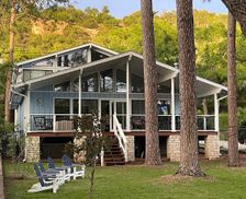 United States Texas Sunrise Beach Village vacation rental compare prices direct by owner 33544813