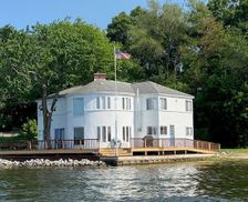United States Michigan Spring Lake vacation rental compare prices direct by owner 952179